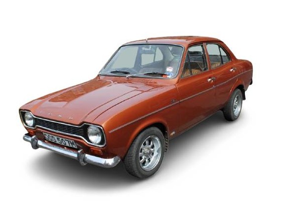 Оставить отзыв на Ford Escort 2.0 RS 2000 MT (110 л.с.)