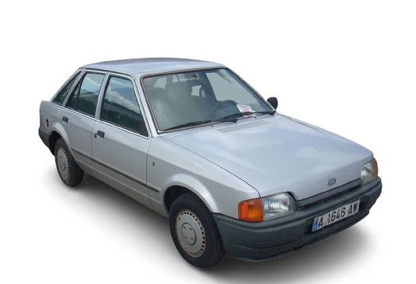 Оставить отзыв на Ford Escort 1.8 MT (96 л.с.)
