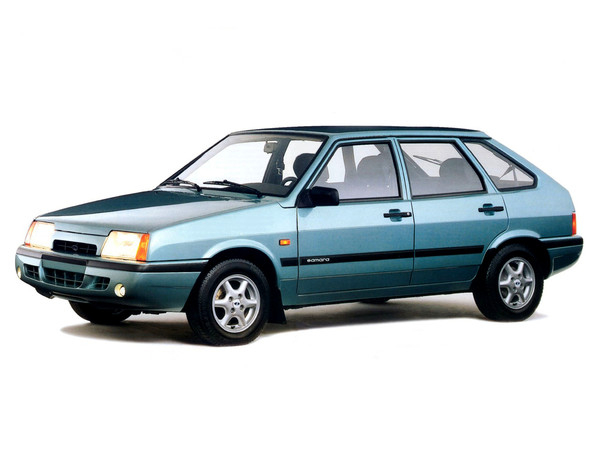 Оставить отзыв на ВАЗ (Lada) 2109 1.8 MT 4WD (82 л.с.)