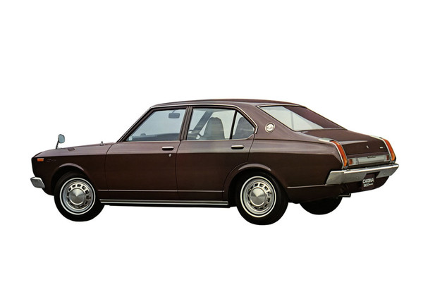 Оставить отзыв на Toyota Carina 1.6 MT (109 л.с.)